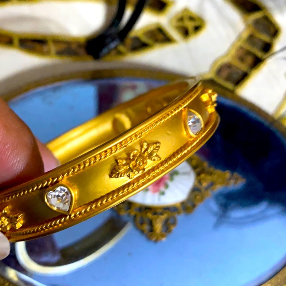 Jewerly